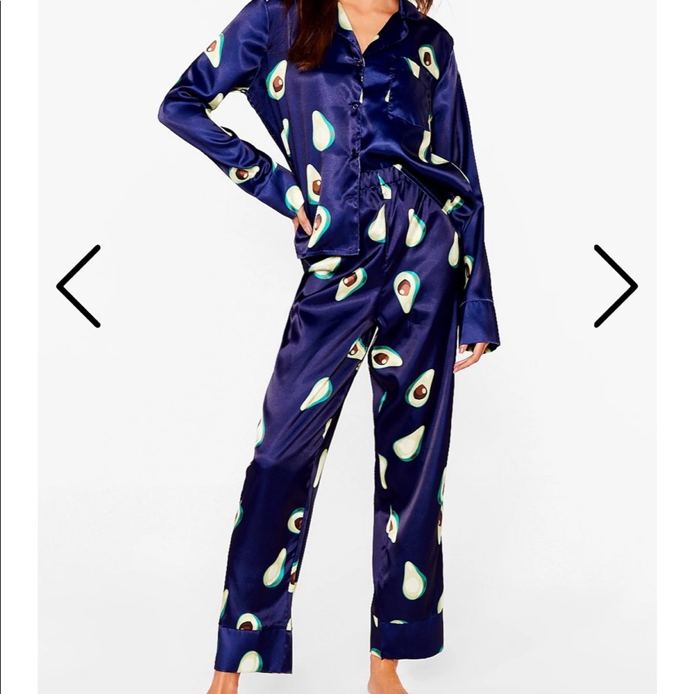 NASTY GAL Avocado Satin Pajama Pants Top Set New avocado 🥑🥑🥑🥑🥑🥑🥑